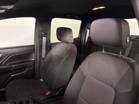 Used 2023 Chevrolet Colorado W/T RWD image 20
