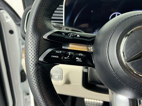 Used 2024 Mercedes-Benz GLS 450 4MATIC image 16