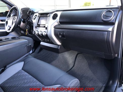 Used 2015 Toyota Tundra SR5 AWD/4WD image 22