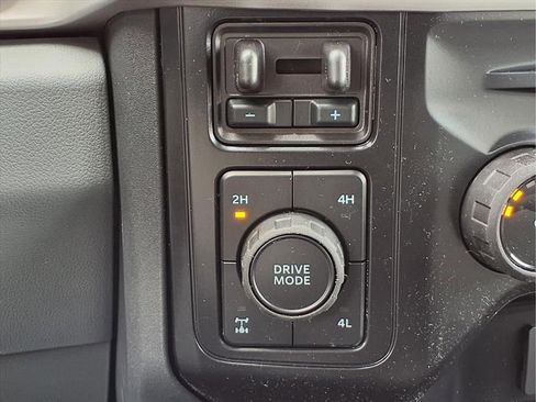 New 2026 Ford F250 XLT w/ XLT Premium Package image 9