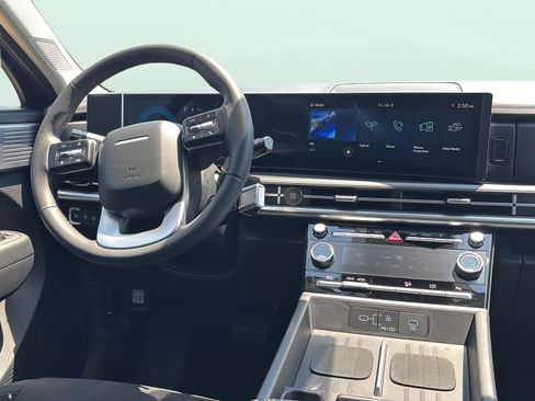 New 2026 Hyundai Santa Fe SE FWD image 10
