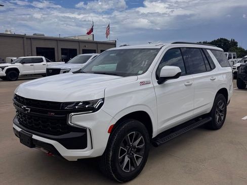 Used 2023 Chevrolet Tahoe Z71 AWD/4WD image 3