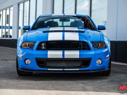 Used 2013 Ford Mustang Shelby GT500 RWD image 41