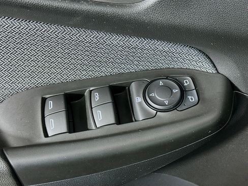 Used 2025 Chevrolet TrailBlazer LT image 15