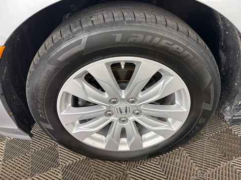 Used 2020 Honda Odyssey LX image 34