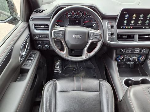 Used 2021 Chevrolet Suburban RST AWD/4WD image 13
