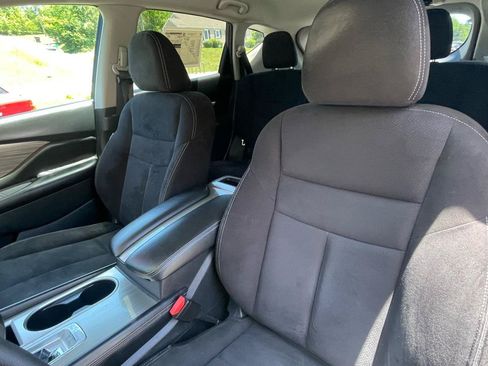 Used 2018 Nissan Murano S AWD/4WD image 17