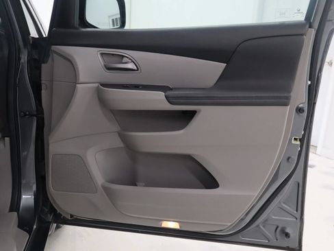 Used 2012 Honda Odyssey EX-L image 25