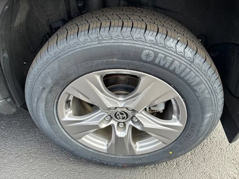 Used 2024 Toyota RAV4 LE AWD/4WD image 11