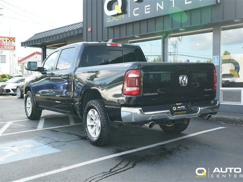 Used 2023 RAM 1500 Laramie AWD/4WD image 7