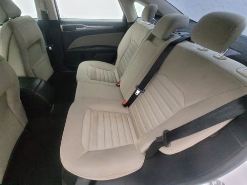 Used 2020 Ford Fusion S image 18