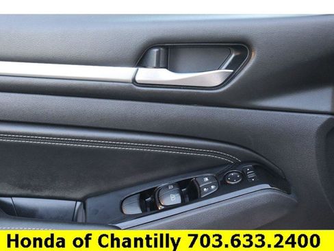 Used 2020 Nissan Altima 2.5 SL image 24