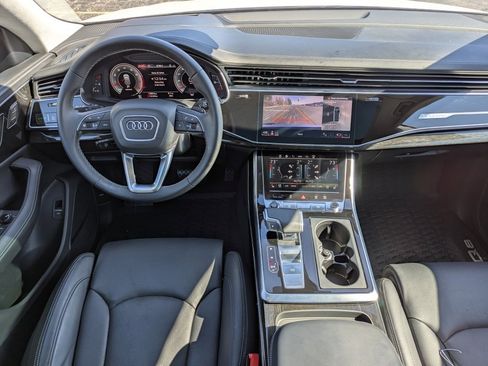 Used 2024 Audi Q8 Prestige image 30
