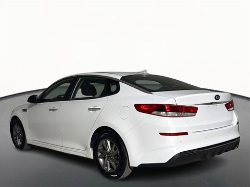 Used 2019 Kia Optima LX image 7