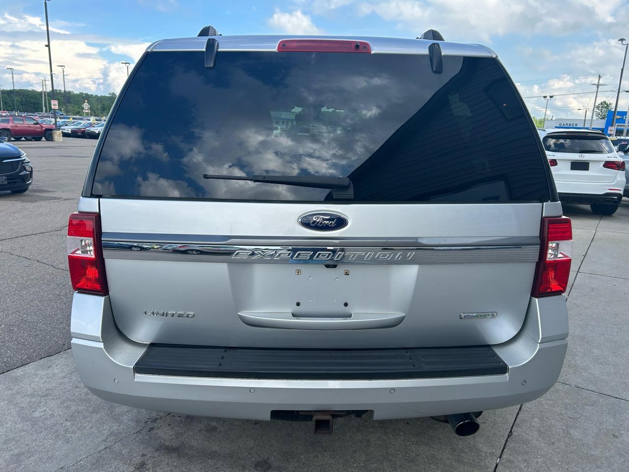 Used 2016 Ford Expedition Limited AWD/4WD image 6