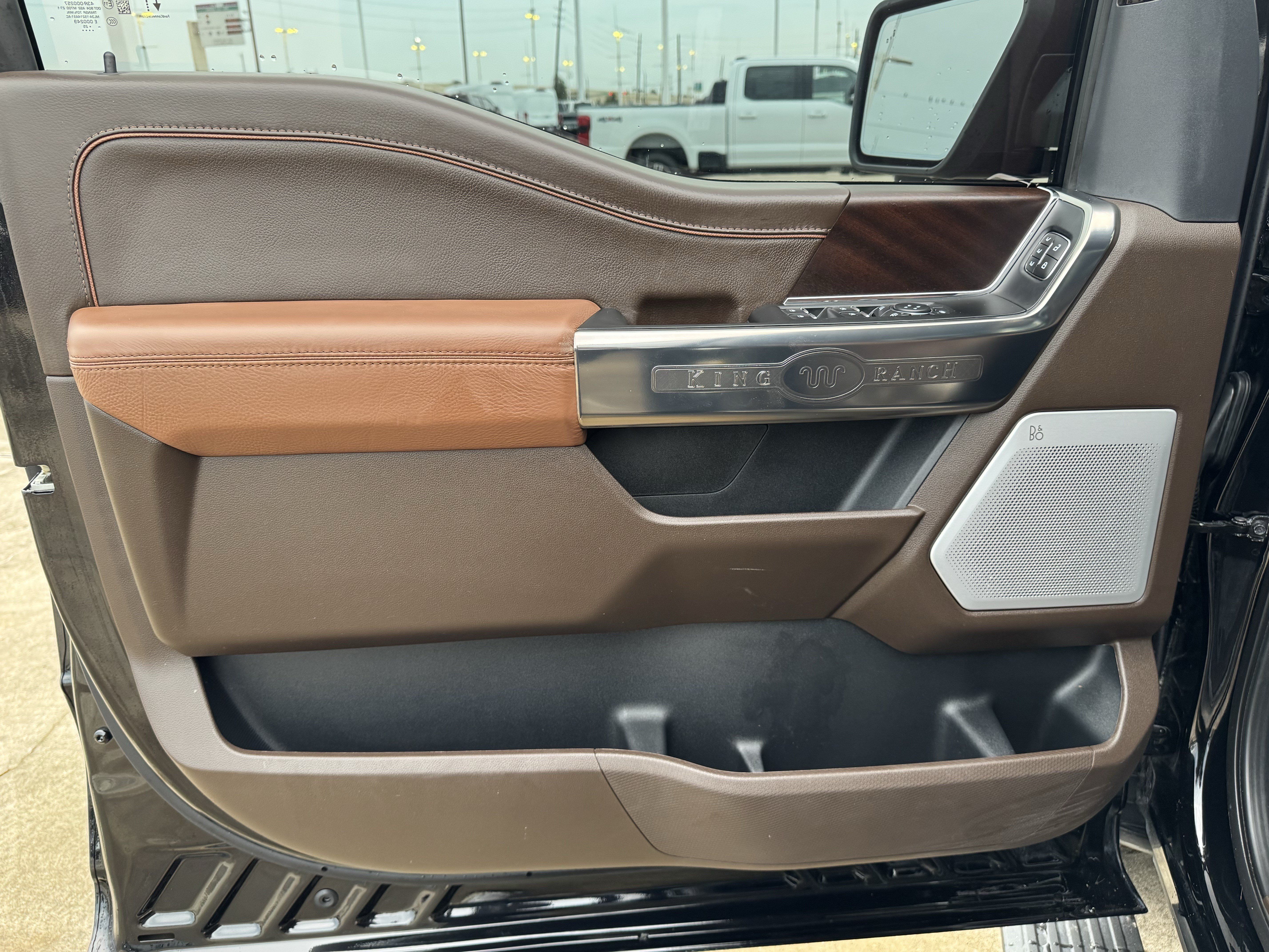 Used 2025 Ford F150 King Ranch w/ FX4 Off-Road Package AWD/4WD image 13