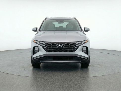 Used 2025 Hyundai Tucson SEL image 2