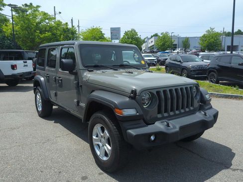 Used 2021 Jeep Wrangler Unlimited Sport AWD/4WD image 8