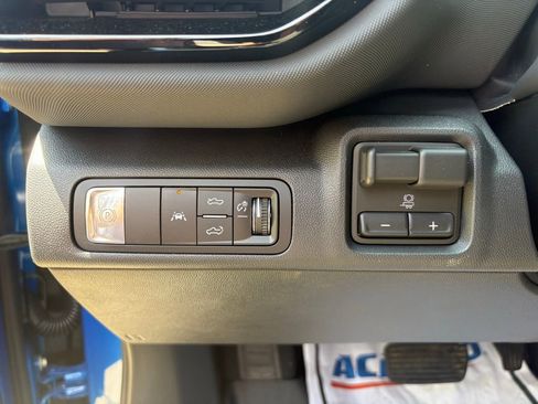 New 2026 Chevrolet Silverado EV Trail Boss w/ Plus Package AWD/4WD image 18