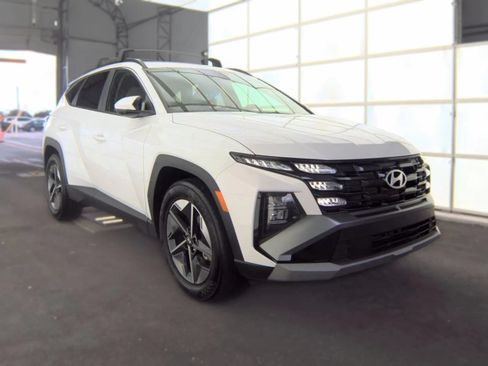 Used 2025 Hyundai Tucson SEL FWD image 14