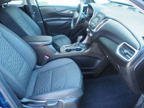 Used 2020 Chevrolet Equinox LT image 26