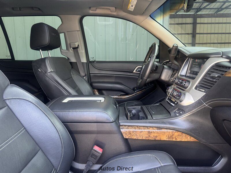 Used 2015 GMC Yukon 4x4 Denali w/ Premium Package w/ Premium Package image 25