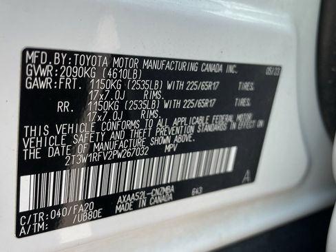 Used 2023 Toyota RAV4 XLE image 28