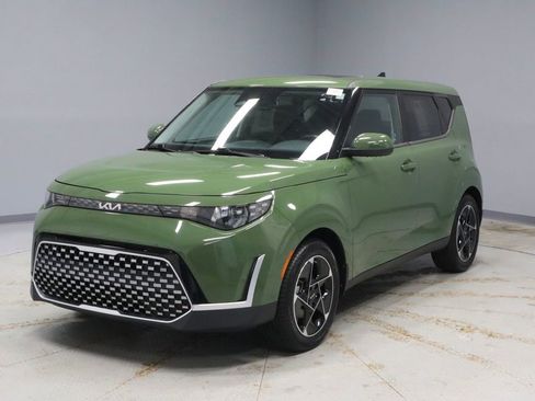 Used 2023 Kia Soul EX image 5