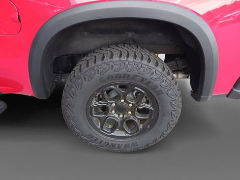 Used 2024 Chevrolet Silverado 1500 ZR2 w/ ZR2 Bison Edition AWD/4WD image 8