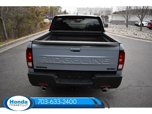 New 2026 Honda Ridgeline Sport image 9