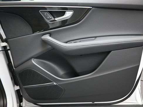 New 2026 Audi Q8 Premium Plus AWD/4WD image 11