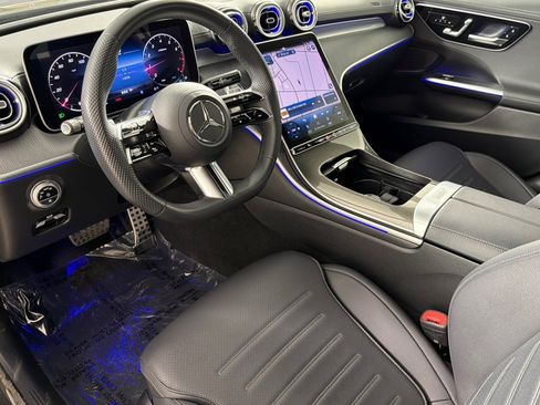 Used 2023 Mercedes-Benz C 300 Sedan image 9