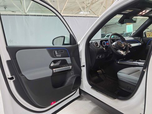 Certified 2026 Mercedes-Benz GLB 250 4MATIC image 19