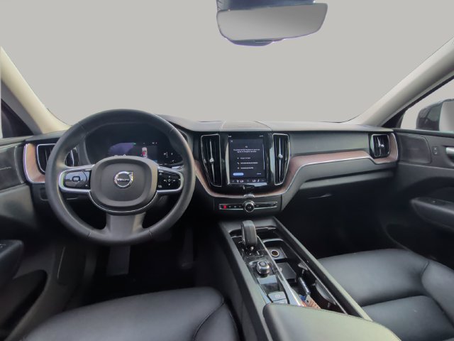 Used 2023 Volvo XC60 B5 Plus w/ Climate Package AWD/4WD image 15