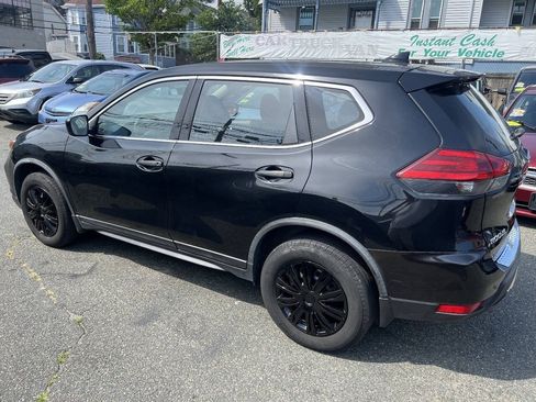 Used 2017 Nissan Rogue S AWD/4WD image 6