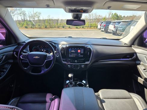 Used 2021 Chevrolet Traverse Premier w/ LPO, Floor Liner Package FWD image 10