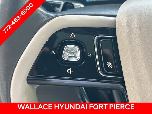Used 2022 Lincoln Corsair Reserve w/ Equipment Group 201A FWD image 24