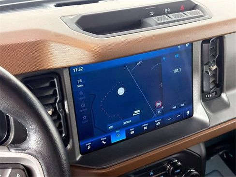 Used 2024 Ford Bronco Outer Banks image 14
