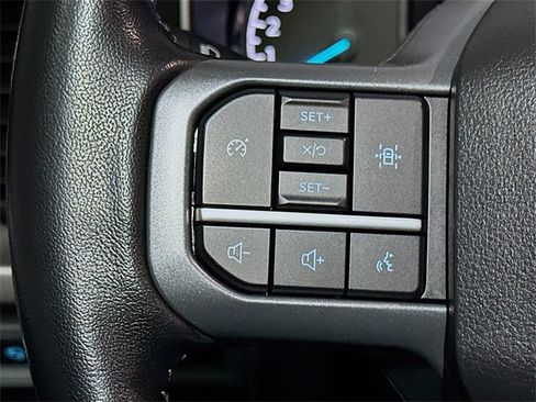 Certified 2022 Ford F150 XLT w/ Equipment Group 302A High image 34