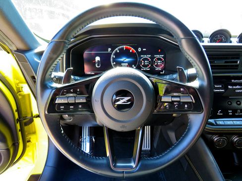 Used 2023 Nissan Z Proto w/ Floor Mat Package (L93) image 22