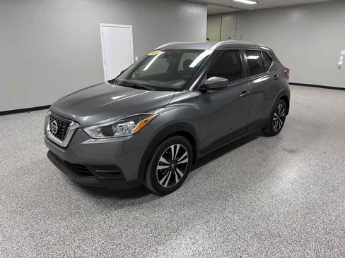 Used 2020 Nissan Kicks SV FWD image 7