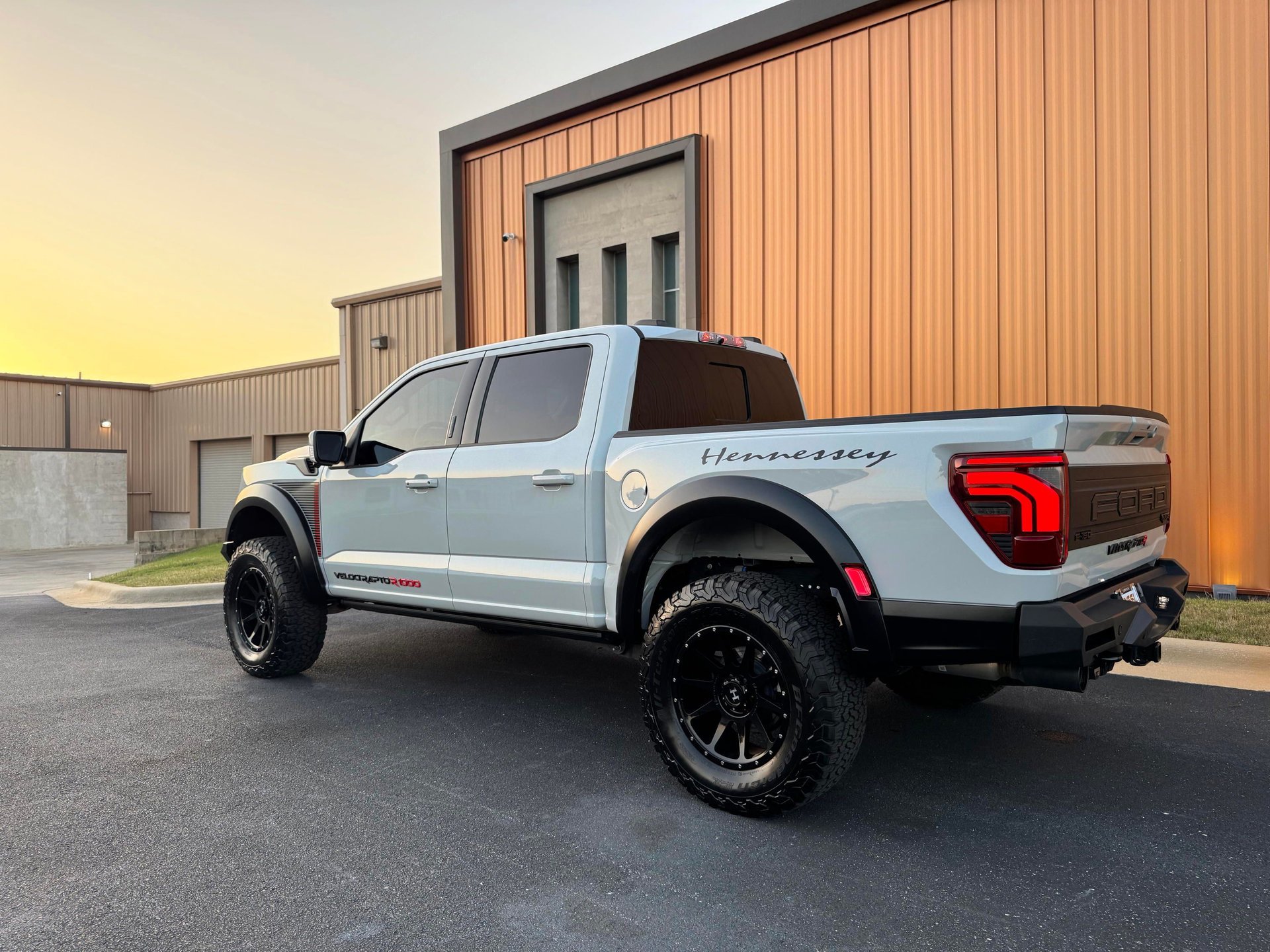 Used 2024 Ford F150 Raptor w/ Equipment Group 803A Raptor R AWD/4WD image 9