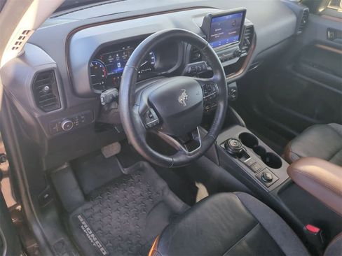 Used 2021 Ford Bronco Sport Outer Banks image 10