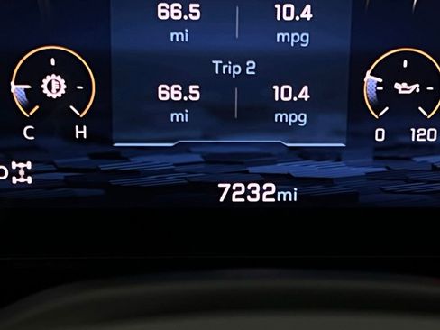 Used 2025 Chevrolet Suburban RST image 18