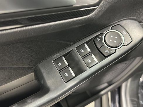 Used 2023 Ford Escape ST-Line image 19