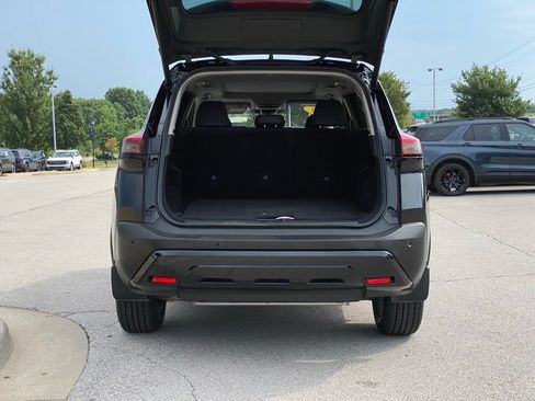 Used 2023 Nissan Rogue SV w/ SV Premium B Package FWD image 7