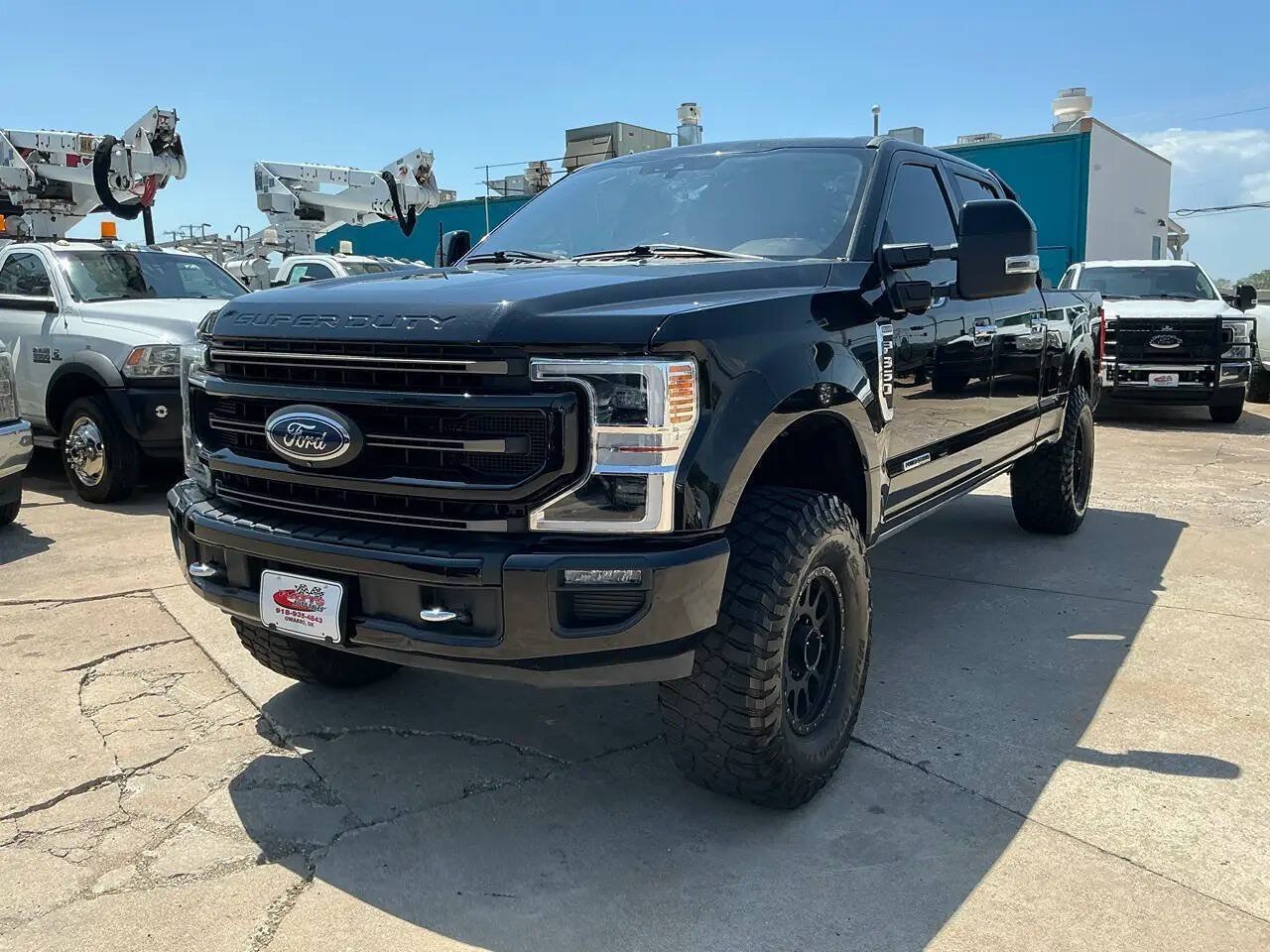 Used 2020 Ford F350 King Ranch w/ King Ranch Ultimate Package AWD/4WD image 3