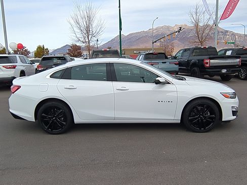 Used 2023 Chevrolet Malibu LT w/ Driver Confidence Package image 2