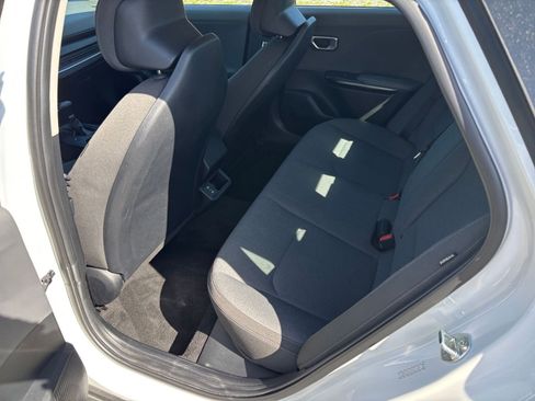 Used 2025 Kia K4 LXS image 28