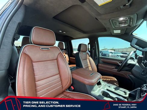 Used 2025 GMC Sierra 2500 Denali Ultimate w/ Max Trailering Package AWD/4WD image 17